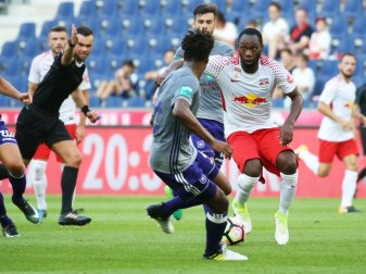 Salzbugs Reinhold Yabo optimistisch vor Duell mit BVB Salzbugs Reinhold Yabo optimistisch vor Duell mit BVB