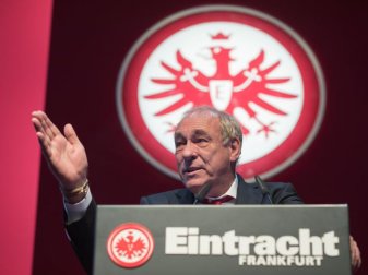 Vereinspräsident Peter Fischer von Eintracht Frankfurt ist gegen die Montagsspiele. Foto: Frank Rumpenhorst Vereinspräsident Peter Fischer von Eintracht Frankfurt ist gegen die Montagsspiele. Foto: Frank Rumpenhorst