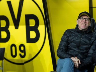 Trainer Peter Stöger sieht bei Borussia Dortmund für sich eine Zukunft. Foto: Guido Kirchner Trainer Peter Stöger sieht bei Borussia Dortmund für sich eine Zukunft. Foto: Guido Kirchner