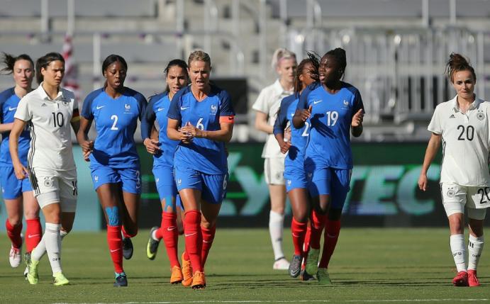 Die DFB-Frauen sind chancenlos gegen Frankreich