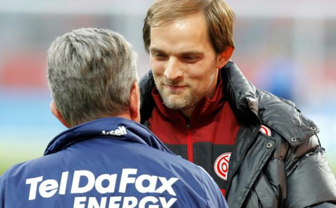 Heynckes überzeugt von möglichem Bayern-Trainer Tuchel (r.)
