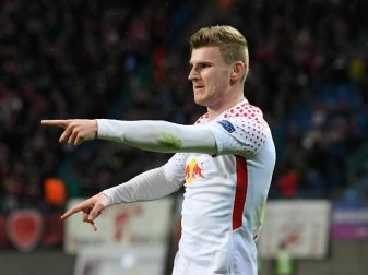 Freut sich auf das Duell mit Mario Gomez beim RB-Gastspiel in seiner alten Heimat: Nationalspieler Timo Werner. Foto: Hendrik Schmidt Freut sich auf das Duell mit Mario Gomez beim RB-Gastspiel in seiner alten Heimat: Nationalspieler Timo Werner. Foto: Hendrik Schmidt