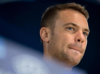 Frühestens nach Ostern kann Manuel Neuer mit dem Torwarttraining beginnen. Foto: Sven Hoppe