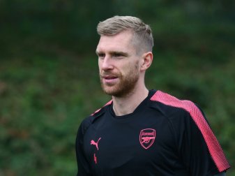 Per Mertesacker blickt kritisch auf seine Profi-Karriere Per Mertesacker blickt kritisch auf seine Profi-Karriere