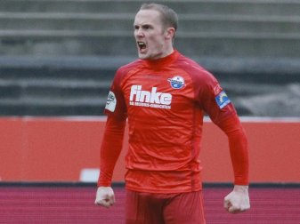 Torjäger Sven Michel traf zum zwischenzeitlichen 2:2 Torjäger Sven Michel traf zum zwischenzeitlichen 2:2