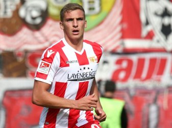 Trifft nur die Latte gegen Aue: Grischa Prömel Trifft nur die Latte gegen Aue: Grischa Prömel