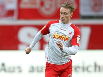 Joshua Mees traf doppelt für starke Regensburger Joshua Mees traf doppelt für starke Regensburger