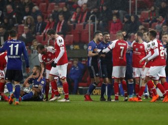 Mainz beschwert sich bei DFL wegen Ansetzungen Mainz beschwert sich bei DFL wegen Ansetzungen
