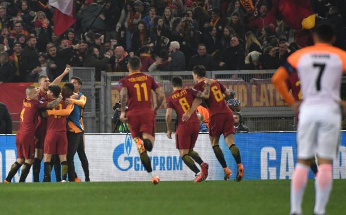 Die Roma bejubelt den Einzug ins Viertelfinale