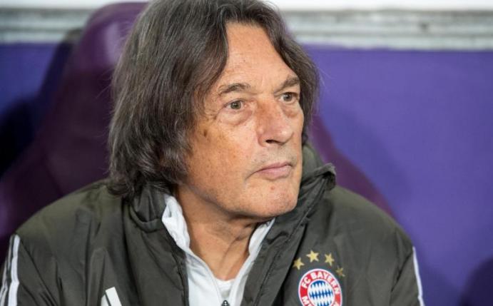 Hans-Wilhelm Müller-Wohlfahrt lobt Bayern-Trainer Jupp Heynckes. Foto: Marius Becker