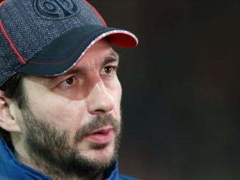 Stellt sich dem Gespräch mit den Fans: Sandro Schwarz Stellt sich dem Gespräch mit den Fans: Sandro Schwarz
