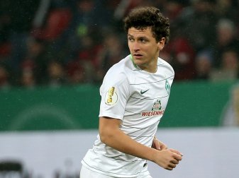 Milos Veljkovic fällt mit einer Fußverletzung aus Milos Veljkovic fällt mit einer Fußverletzung aus