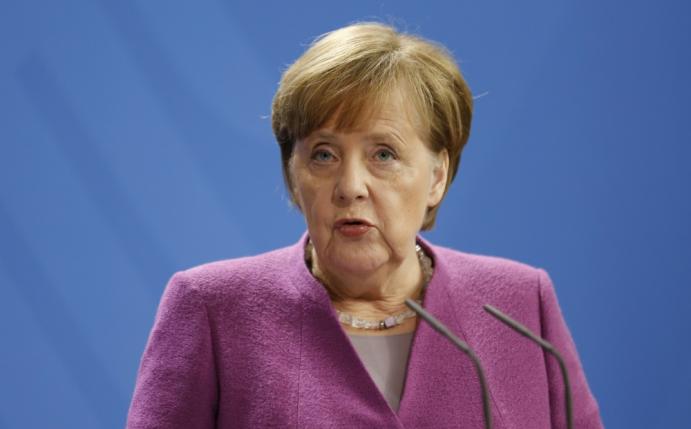 Merkel sieht noch keinen Anlass zum WM-Boykott