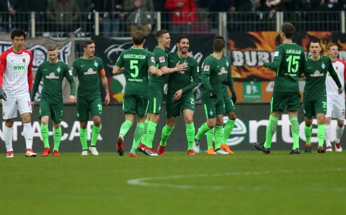 Bremen gewinnt in Augsburg mit 3:1