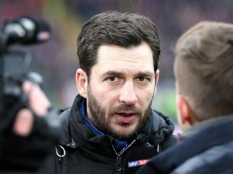 Sandro Schwarz erhielt Rückendeckung vom Sportvorstand. Foto: Hasan Bratic Sandro Schwarz erhielt Rückendeckung vom Sportvorstand. Foto: Hasan Bratic