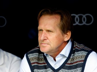 Bernd Schuster soll Trainer bei Dalian Yifang werden Bernd Schuster soll Trainer bei Dalian Yifang werden
