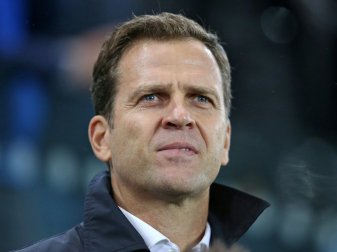 Oliver Bierhoff warnt vor unverhältnismäßigen Summen Oliver Bierhoff warnt vor unverhältnismäßigen Summen