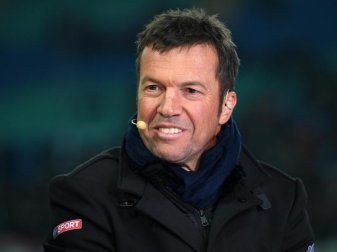 Nachgelegt: Lothar Matthäus hat die Debatte um die Aussagen von Per Mertesacker neu befeuert. Foto: Hendrik Schmidt Nachgelegt: Lothar Matthäus hat die Debatte um die Aussagen von Per Mertesacker neu befeuert. Foto: Hendrik Schmidt