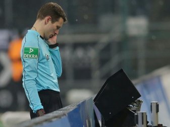 Bleibt erhalten: Der Videobeweis in der Bundesliga Bleibt erhalten: Der Videobeweis in der Bundesliga