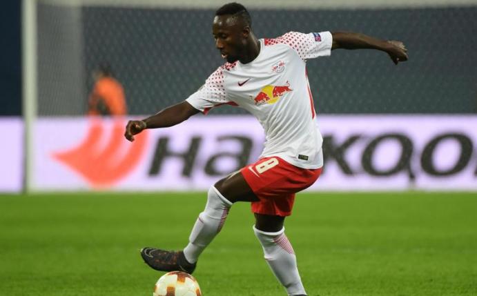 Leipzigs Naby Keita hat sich mit einem gefälschten Führerschein ausgewiesen. Foto: Hendrik Schmidt