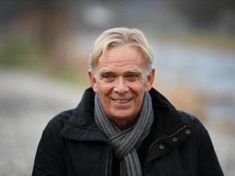 Volker Finke feiert am 24.03.2018 seinen 70. Geburtstag. Foto: Patrick Seeger Volker Finke feiert am 24.03.2018 seinen 70. Geburtstag. Foto: Patrick Seeger