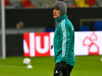 Löw plant mit Plattenhardt, Sane und Gündogan Löw plant mit Plattenhardt, Sane und Gündogan