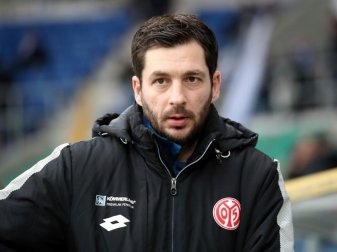 Sandro Schwarz bekommt Rückendeckung vom Team Sandro Schwarz bekommt Rückendeckung vom Team