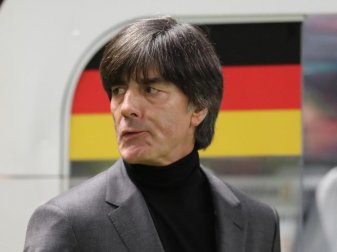 Schaut trotz der Testspielniederlage gegen Brasilien optimistisch Richtung WM in Russland: Bundestrainer Joachim Löw Foto: Jan Woitas Schaut trotz der Testspielniederlage gegen Brasilien optimistisch Richtung WM in Russland: Bundestrainer Joachim Löw Foto: Jan Woitas