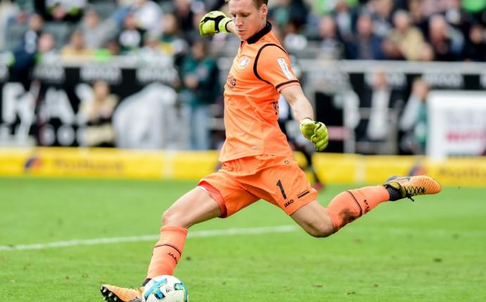 Bernd Leno lässt seine Zukunft weiter offen