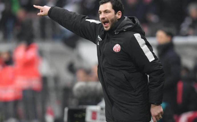 Trainer Sandro Schwarz und sein Team Mainz 05 können heute einen großen Schritt in Richtung Klassenerhalt schaffen. Foto: Arne Dedert