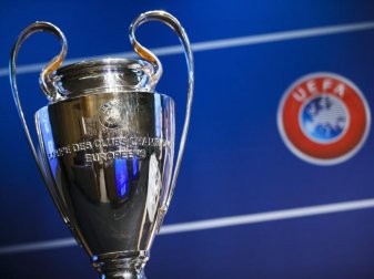 Die Champions League Trophäe. Foto: Valentin Flauraud/KEYSTONE