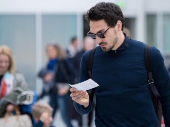 Mats Hummels vor dem Abflug nach Sevilla. Foto: Sven Hoppe