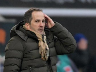 Die Strafe wegen unsportlichen Verhaltens für Trainer Manuel Baum wurde vom DFB-Sportgericht reduziert. foto: Stefan Puchner