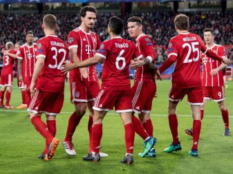 Der FC Bayern München stoppt sich irgendwann selbst - oder er wird nicht zu stoppen sein. Foto: Sven Hoppe Der FC Bayern München stoppt sich irgendwann selbst - oder er wird nicht zu stoppen sein. Foto: Sven Hoppe