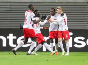 Leipzigs Spieler Ibrahima Konaté (l-r), Jean-Kevin Augustin, Bruma und Timo Werner jubeln nach einem Treffer von Werner. Foto: Jan Woitas Leipzigs Spieler Ibrahima Konaté (l-r), Jean-Kevin Augustin, Bruma und Timo Werner jubeln nach einem Treffer von Werner. Foto: Jan Woitas