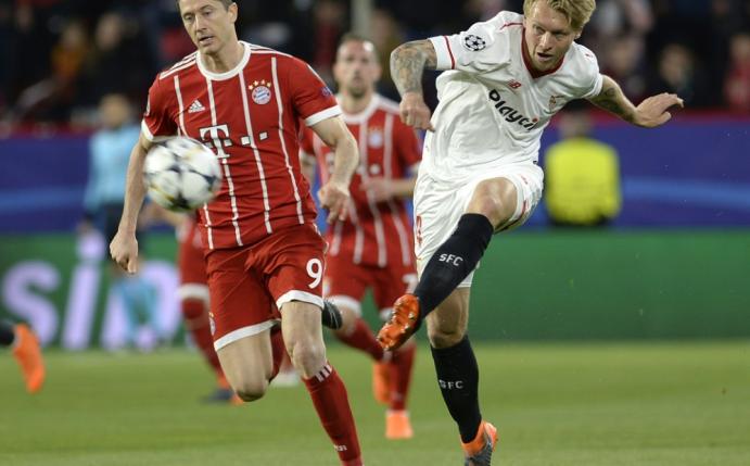 Verteidiger Simon Kjaer (r.) fällt für das Rückspiel aus
