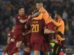Die Roma feiert den 3:0-Sieg gegen Barcelona