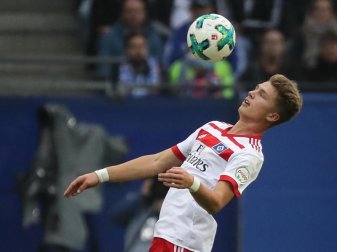 Einem Bericht zufolge wird Fiete Arp seinen Kontrakt vorzeitig bis 2023 verlängern, wenn der HSV in der Bundesliga bleibt. Foto: Christian Charisius