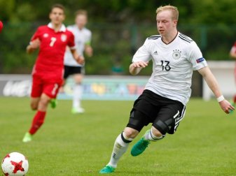 Hertha BSC: Profivertrag für Dennis Jastrzembski Hertha BSC: Profivertrag für Dennis Jastrzembski