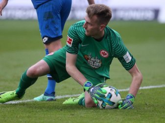 Derzeit nicht obenauf: Eintracht-Keeper Lukas Hradecky. Foto: Thomas Frey Derzeit nicht obenauf: Eintracht-Keeper Lukas Hradecky. Foto: Thomas Frey