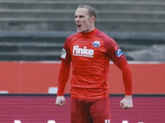 Paderborn nach Kantersieg vor Aufstieg in Liga zwei