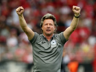 Trainer Jeff Saibene bekommt einen neuen Stürmer