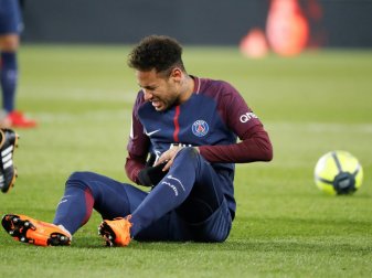 Neymar fällt bis Mitte Mai aus Neymar fällt bis Mitte Mai aus