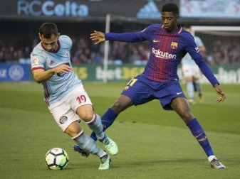 Vigos Jonny Otto (l) wird von Barca-Torschütze Ousmane Dembélé bedrängt. Foto: Lalo R. Villar