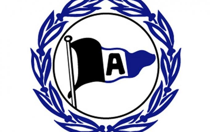Semir Ucar erhält einen Profivertrag bei der Arminia