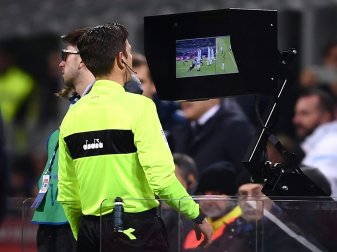 Vier Video-Assistenten sollen pro Spiel im Einsatz sein Vier Video-Assistenten sollen pro Spiel im Einsatz sein