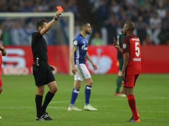 Fernandes war gegen Schalke vom Platz gestellt worden Fernandes war gegen Schalke vom Platz gestellt worden