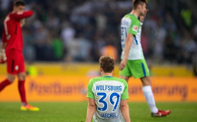 Die Wolfsburger waren nach dem 0:3 bedient. Foto: Marius Becker