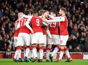 Arsenal gewinnt gegen West Ham Arsenal gewinnt gegen West Ham