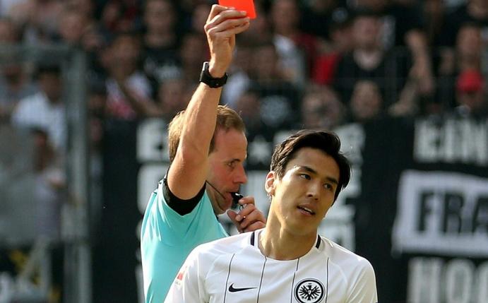Makoto Hasebe wurde für vier Spiele gesperrt